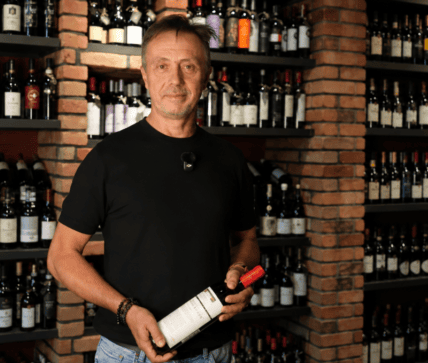 Mariusz Bury, sommelier Dekanter.pl